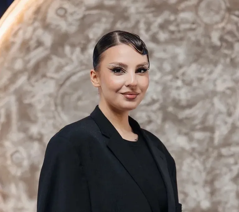 Полина Осипова, преподаватель по вокалу для взрослых